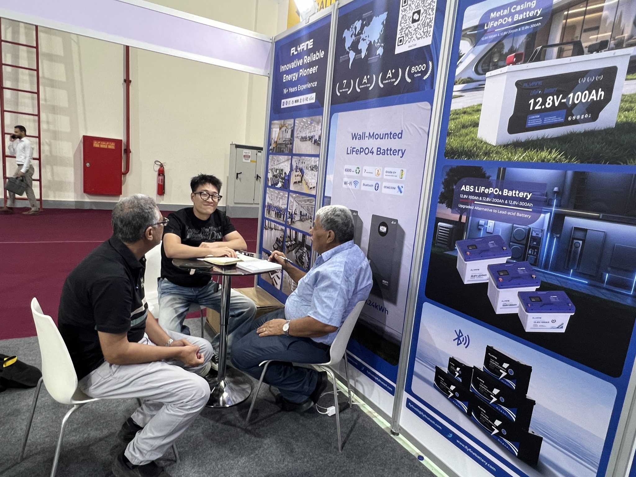 FLYFINE energy storage exhibition booth with visitors