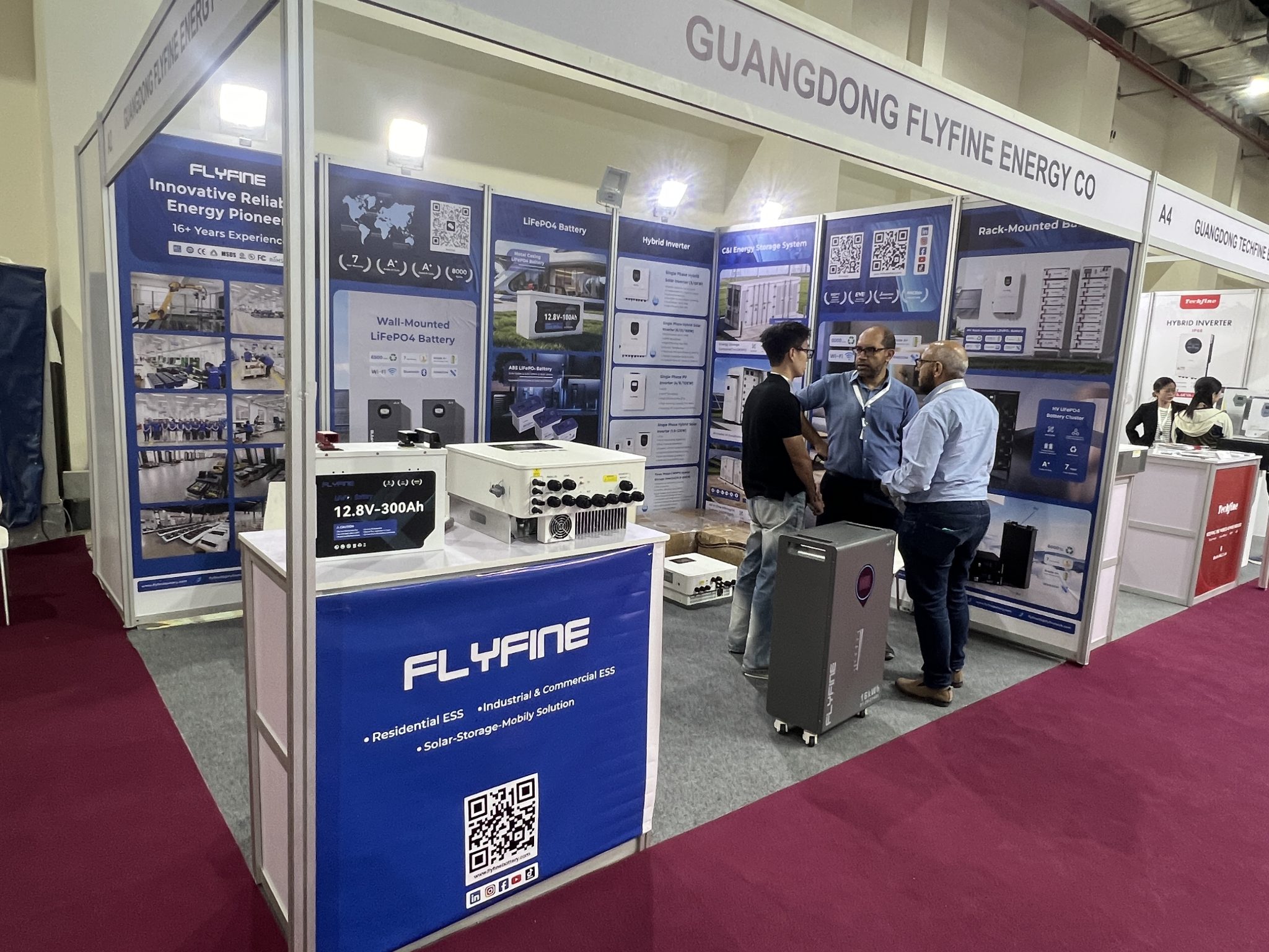 FLYFINE booth meeting with energy storage customers